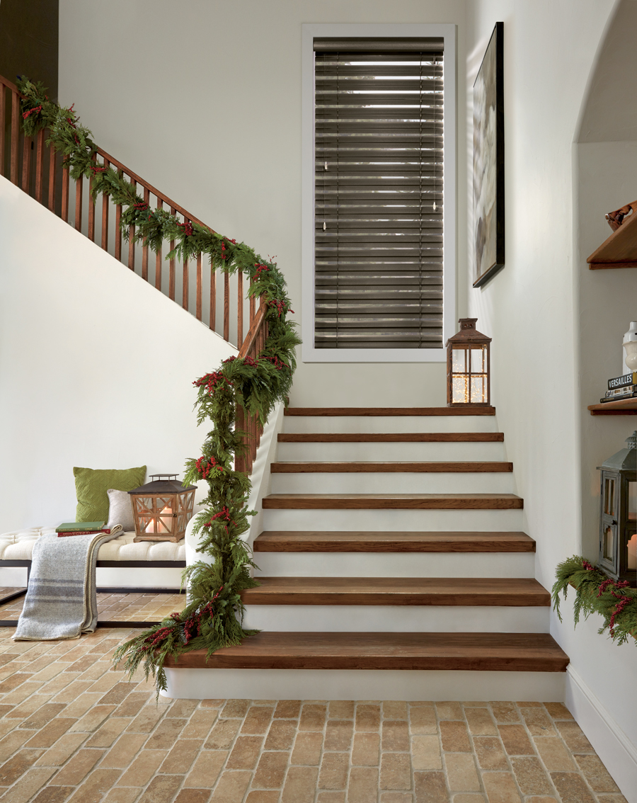 Beautifully decorated entryway Hunter Douglas blinds Folsom 95630