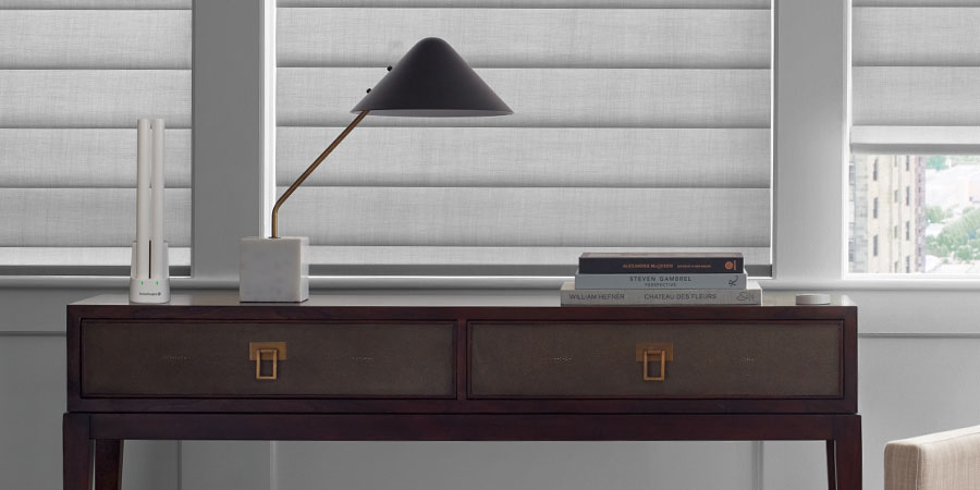 Hunter Douglas charging station for PowerView® rechargeable battery wands
